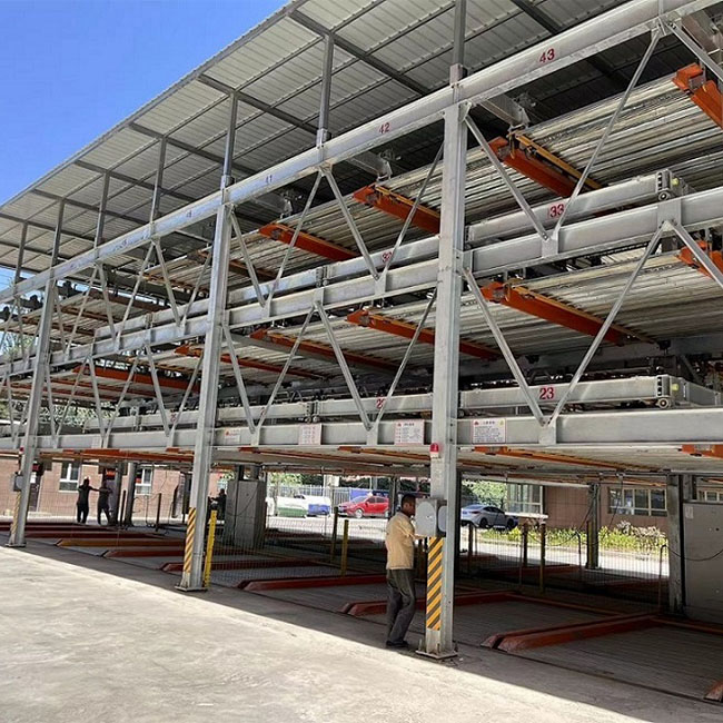 Four Layer Lifting and Traversing Car Parking System