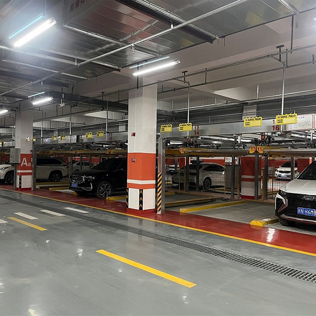 Sistema de estacionamiento de automóviles de elevación y desplazamiento de dos capas